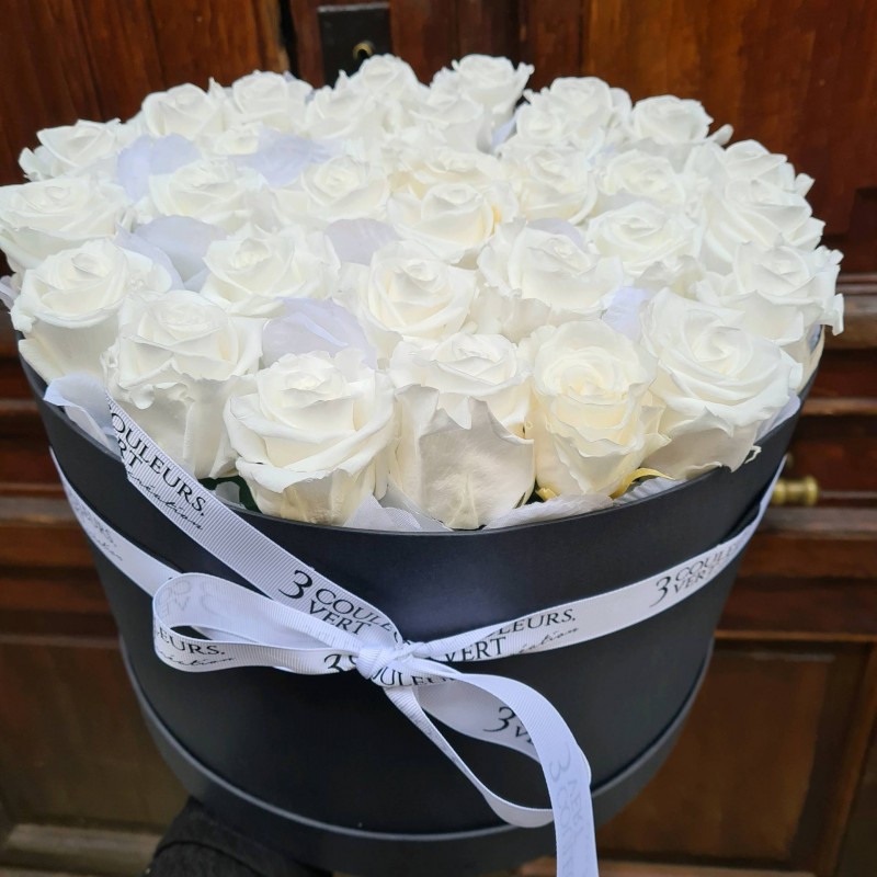boite xl de rose éternelles blanches à Lyon